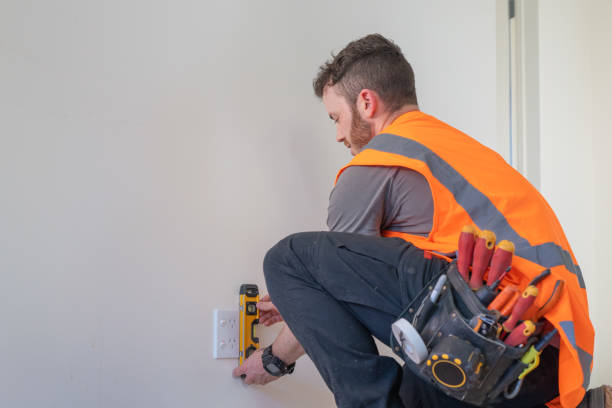 Best Licensed Electrician  in Nelsonville, OH